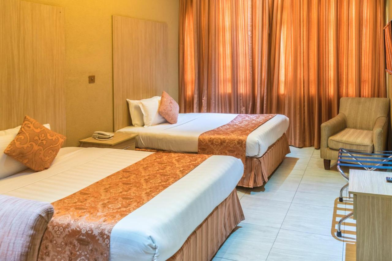 Hotel Waterbuck Nakuru Esterno foto