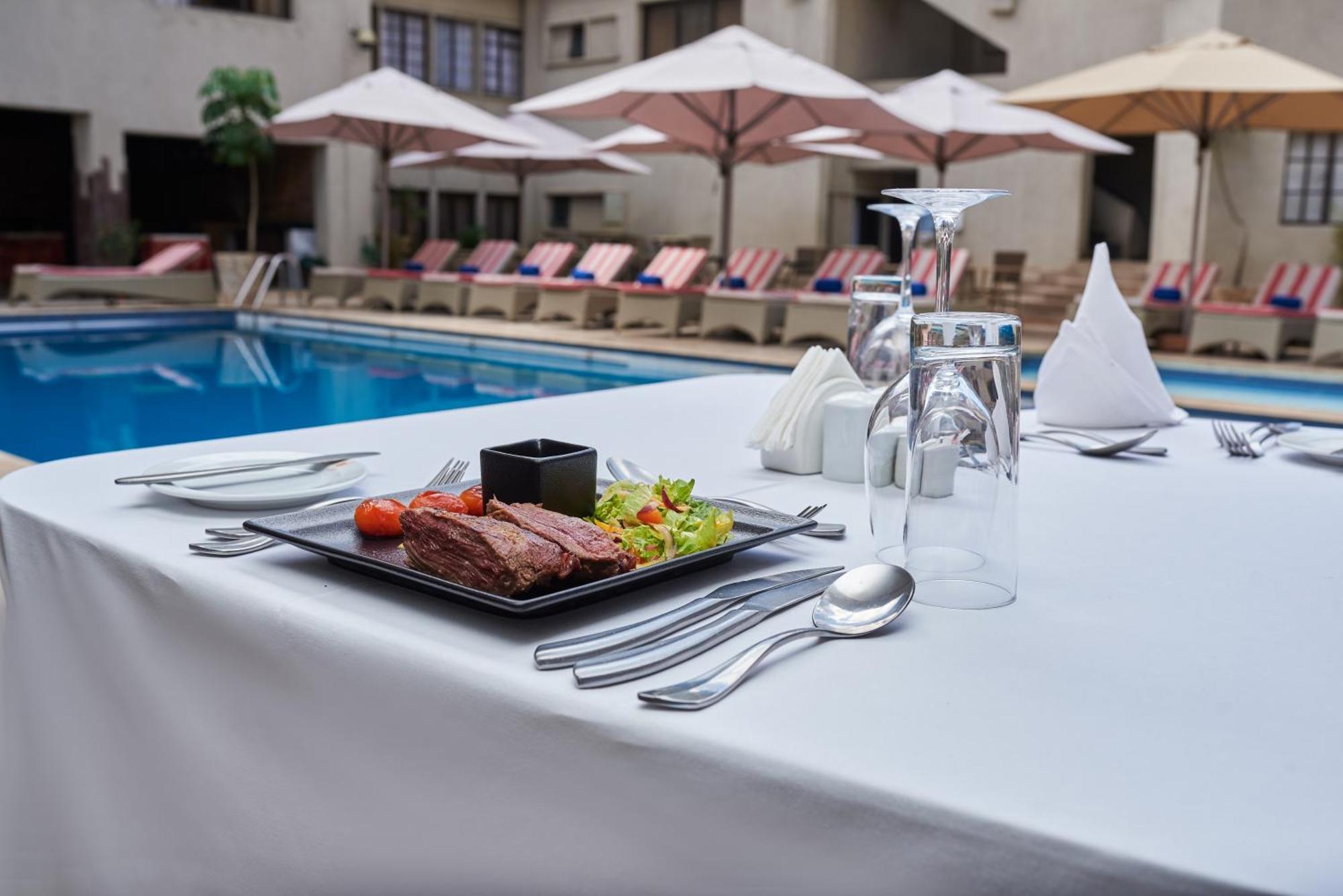 Hotel Waterbuck Nakuru Esterno foto