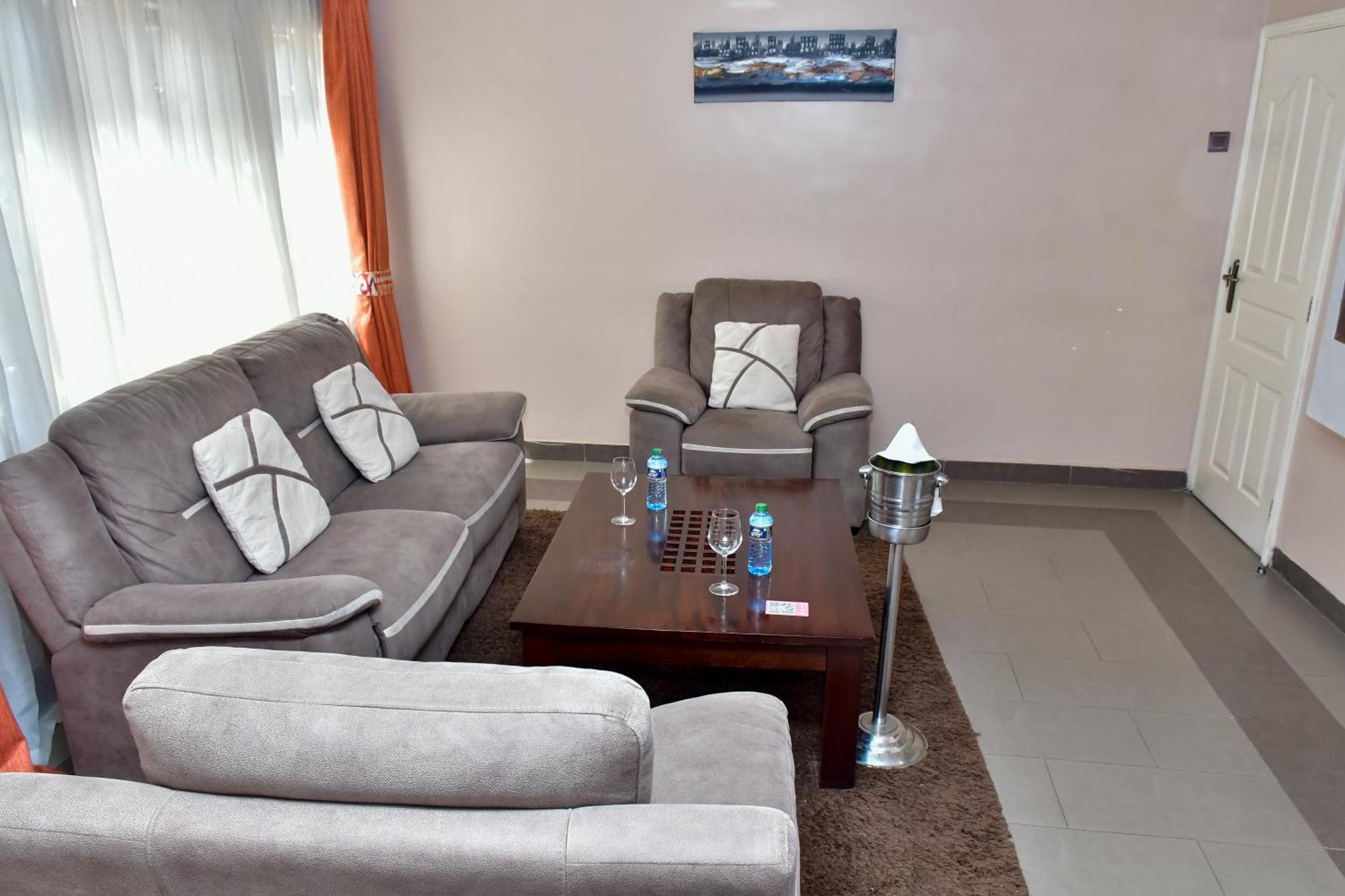 Hotel Waterbuck Nakuru Esterno foto