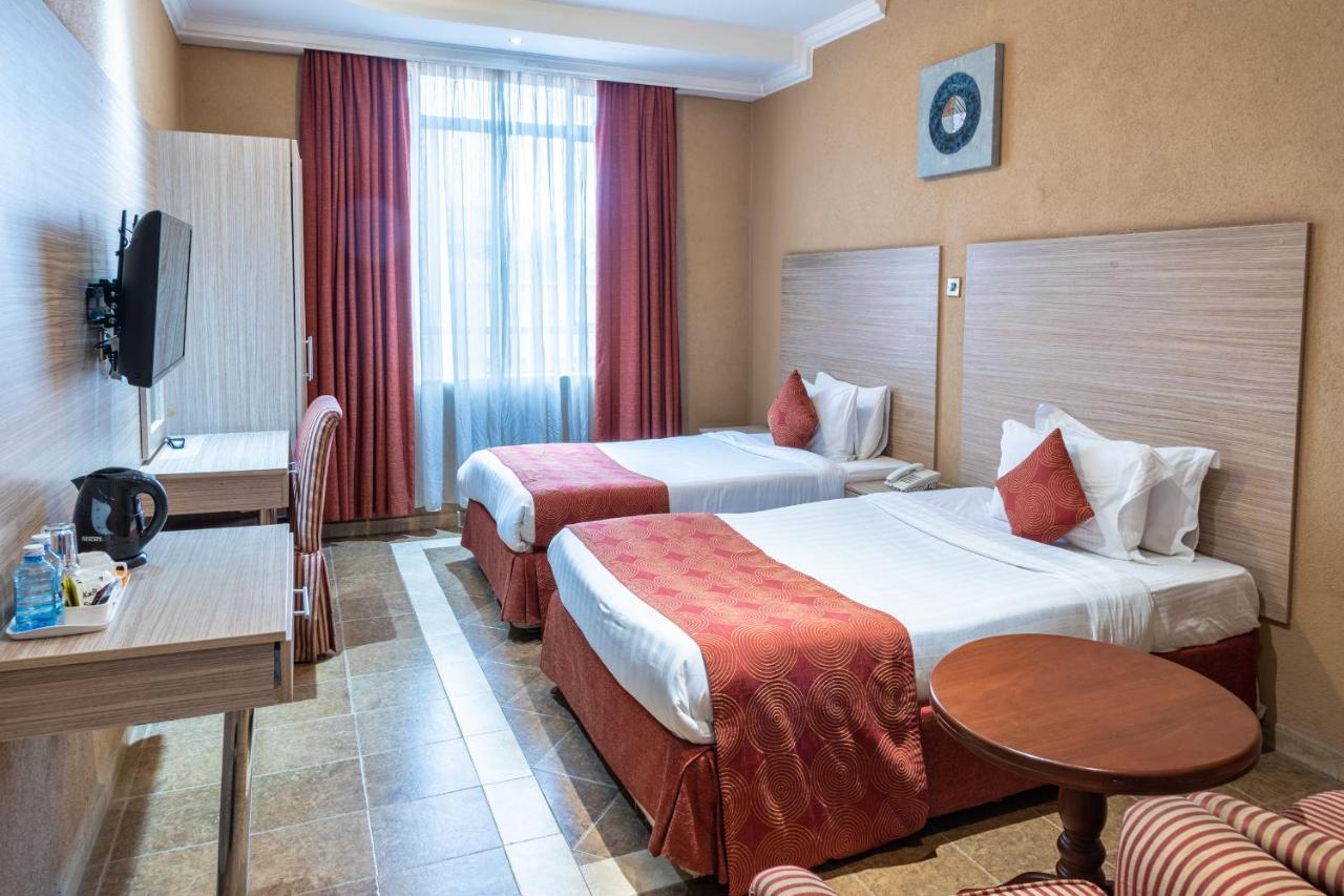 Hotel Waterbuck Nakuru Esterno foto